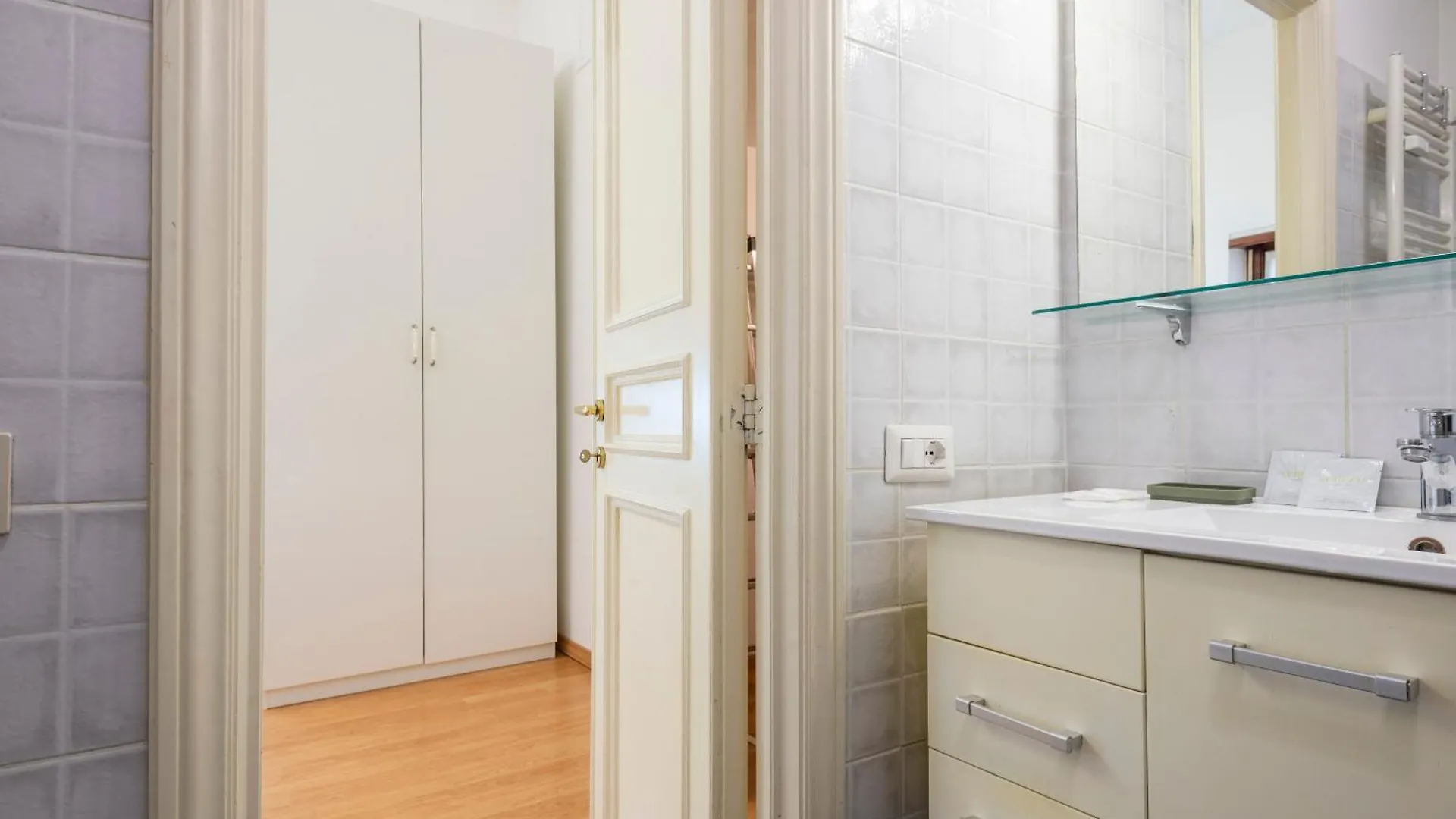 Appartamento La Casa Di Emy Roma Italia